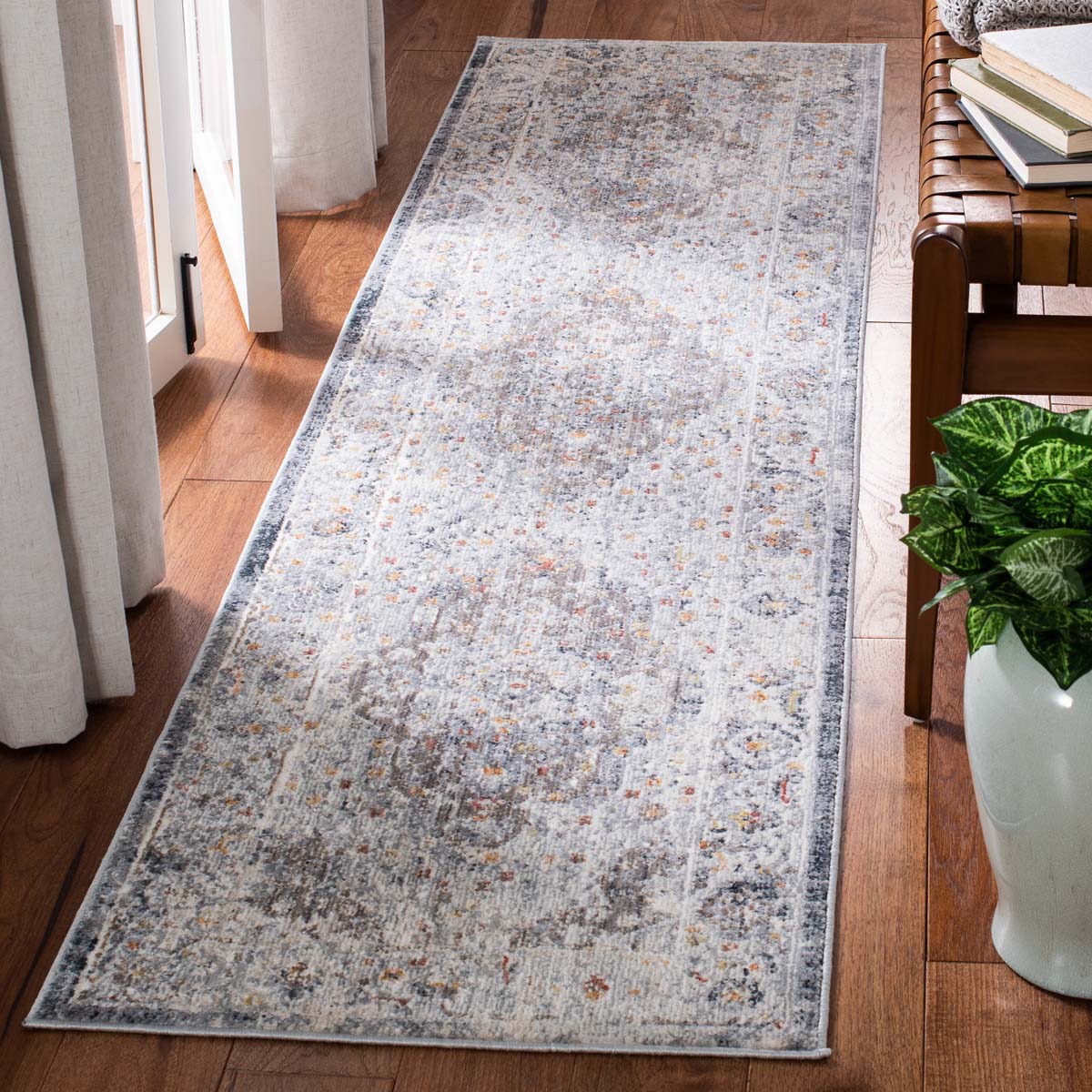 Safavieh History 587 Rug, HIS587 - Grey / Light Grey