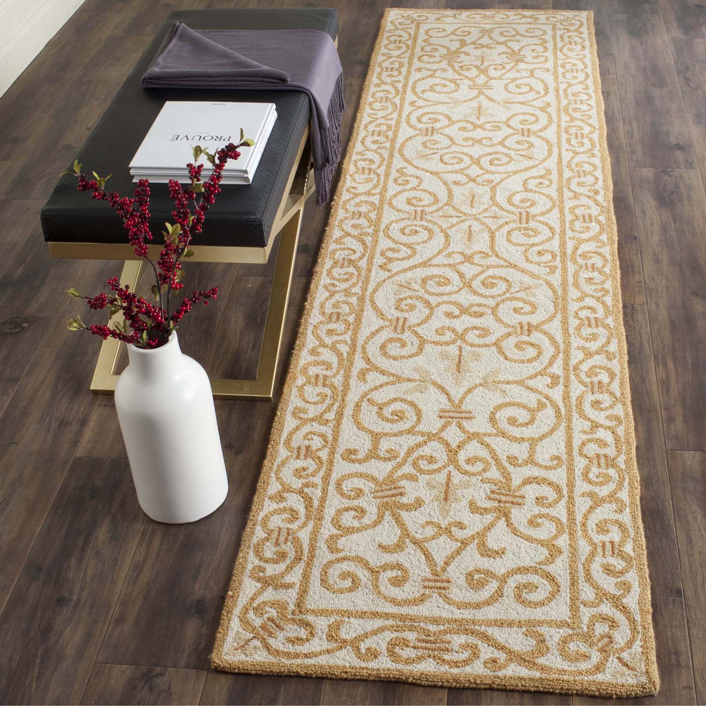 Safavieh Chelsea 1P Rug, HK11P - vory / Gold