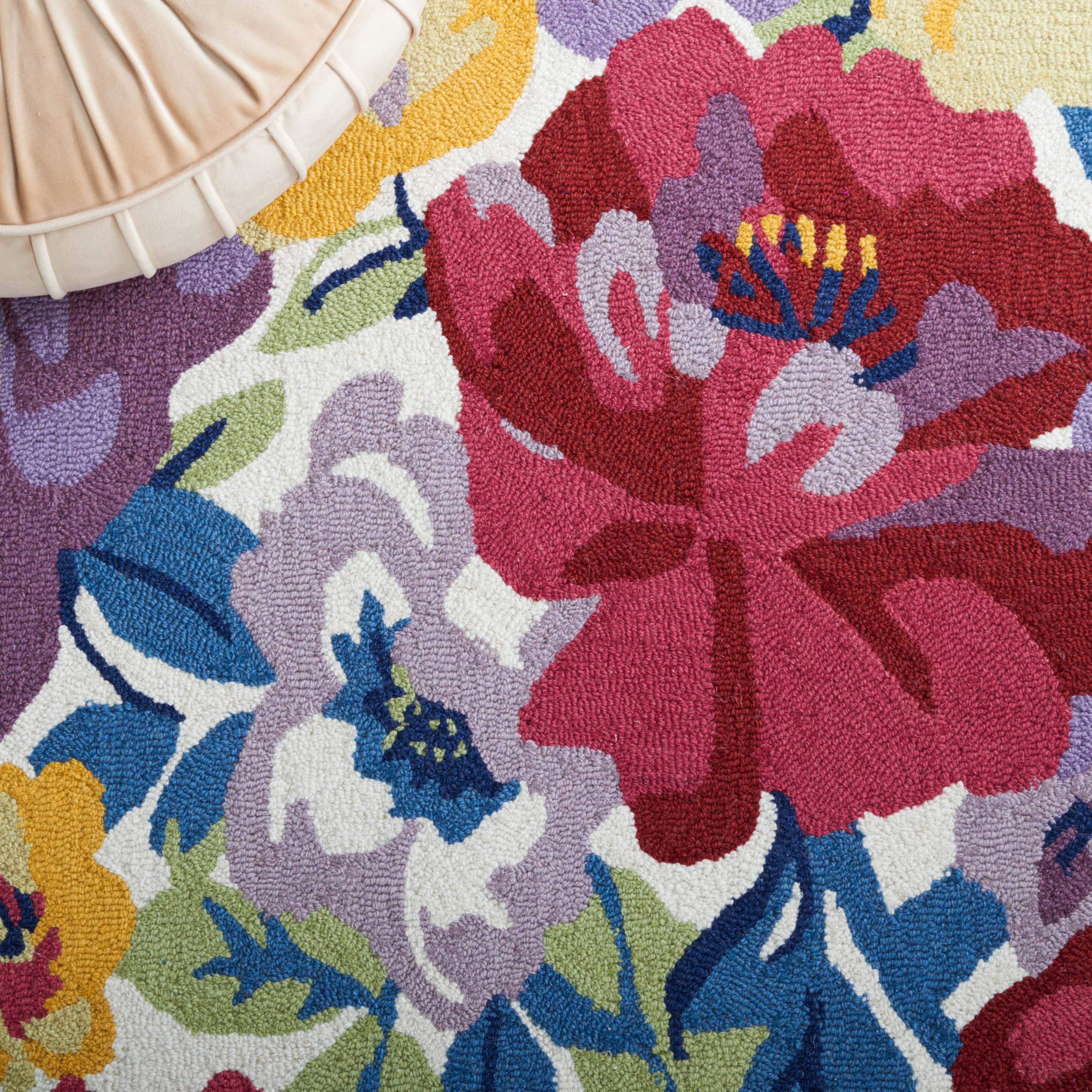 Safavieh Chelsea 219 Rug, HK219 - Ivory / Rose