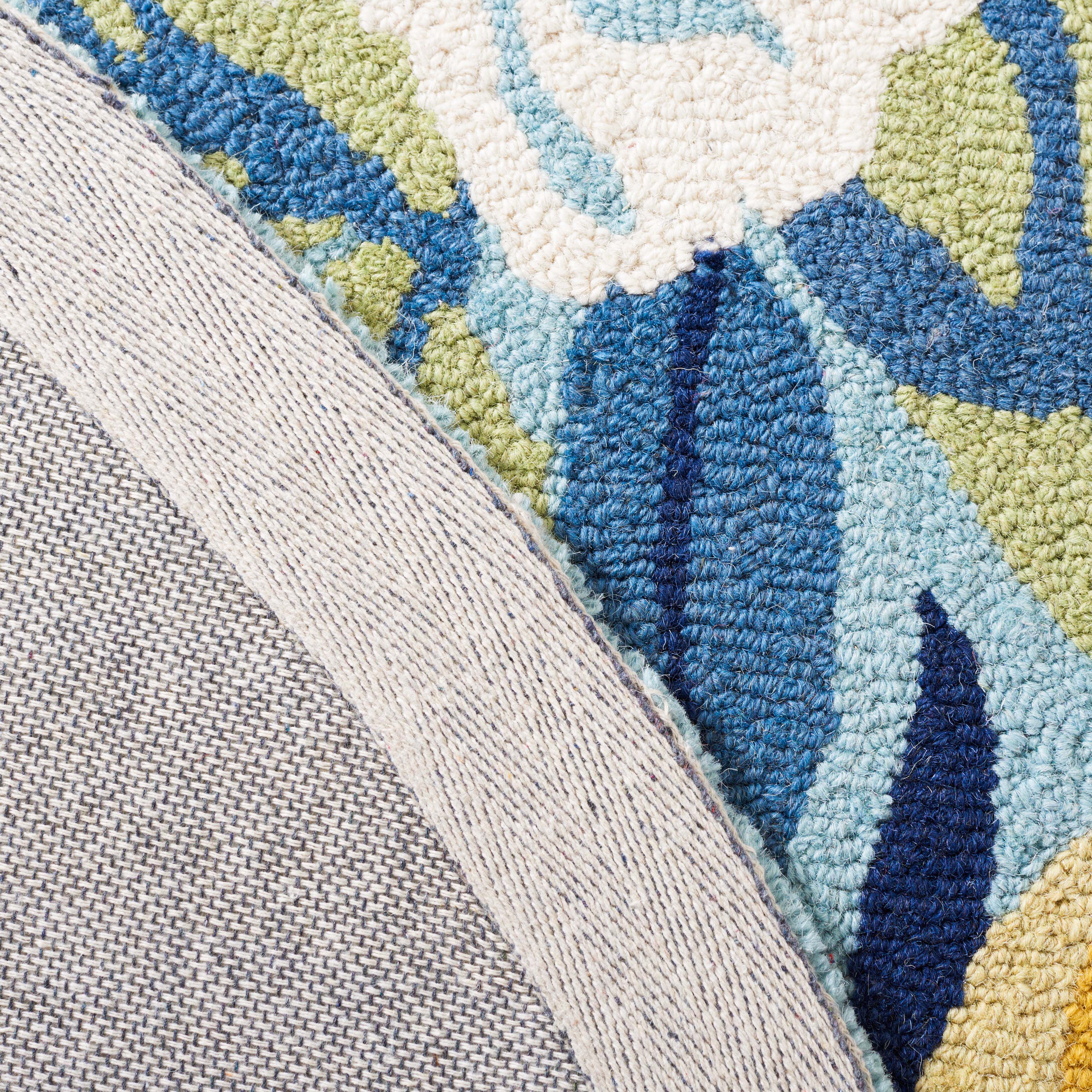 Safavieh Chelsea 219 Rug, HK219 - Blue / Rose