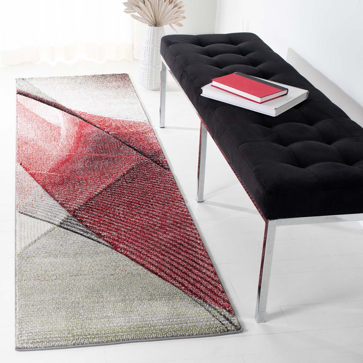Safavieh Hollywood 715 Rug, HLW715 - Grey / Red