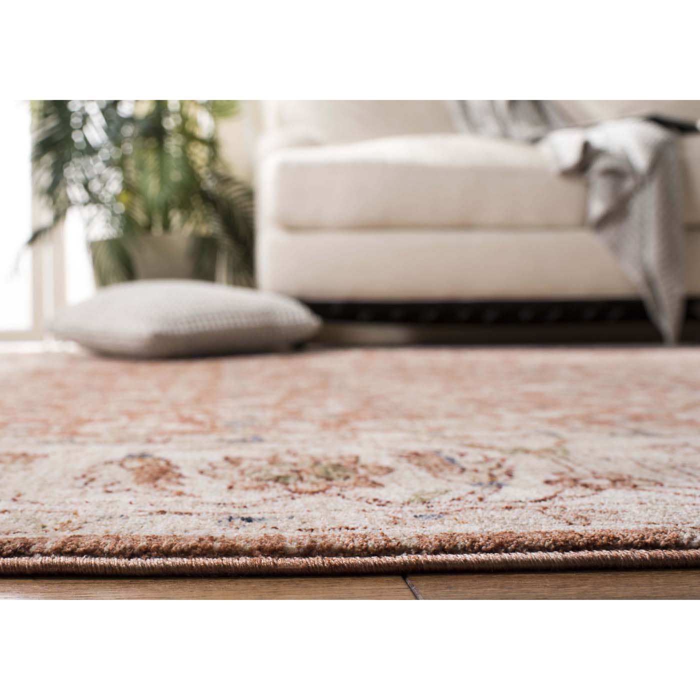 Safavieh Heirloom 701 Rug, HRL701 - Beige / Light Rust