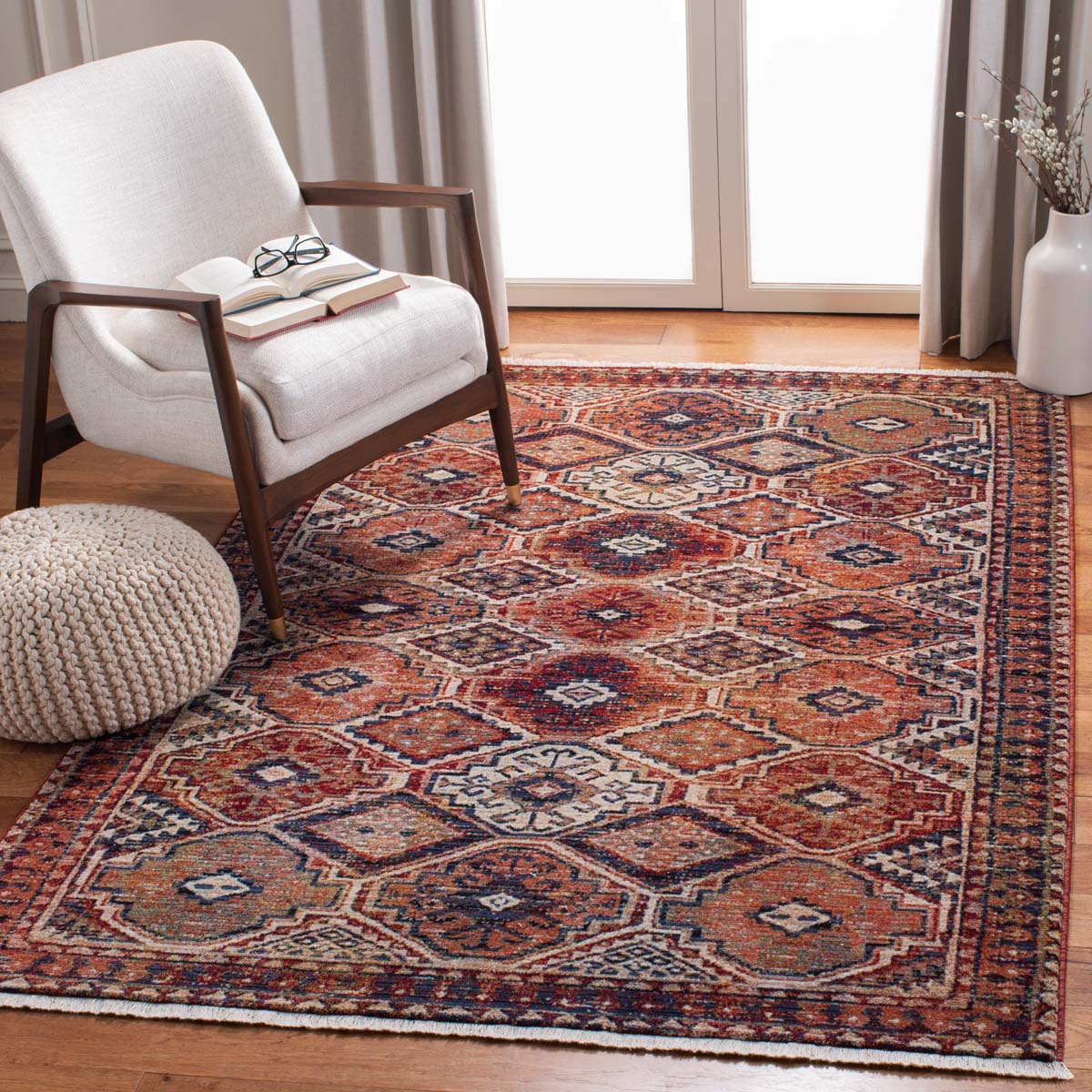 Safavieh Herat 315 Rug, HRT315 - Rust / Creme