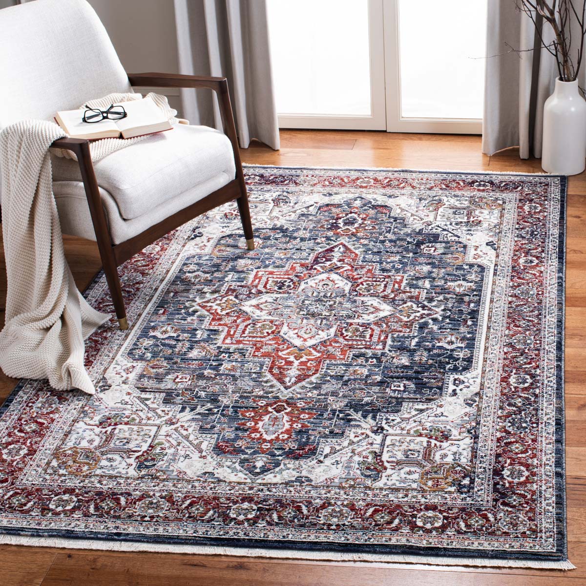 Safavieh Herat 321 Rug, HRT321 - Navy / Red