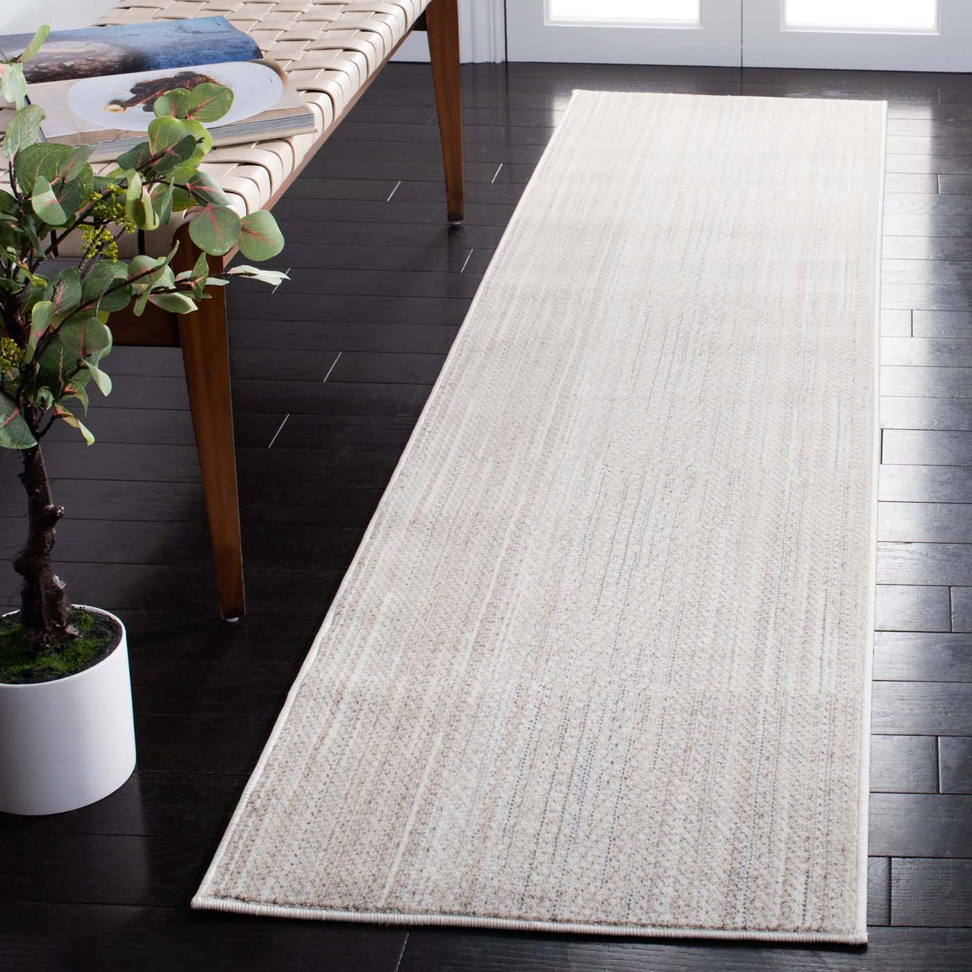 Safavieh Herat 341 Rug, HRT341 - Ivory / Beige