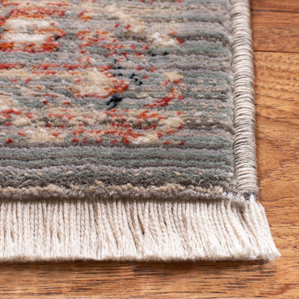 Safavieh Herat 379 Rug, HRT379 - Grey / Cream