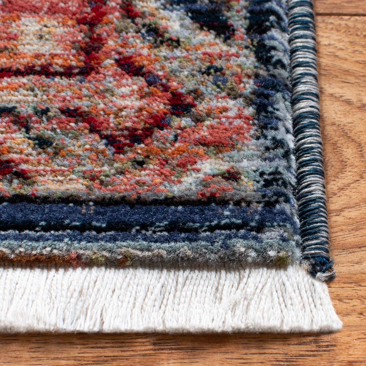 Safavieh Herat 379 Rug, HRT379 - Rust / Black