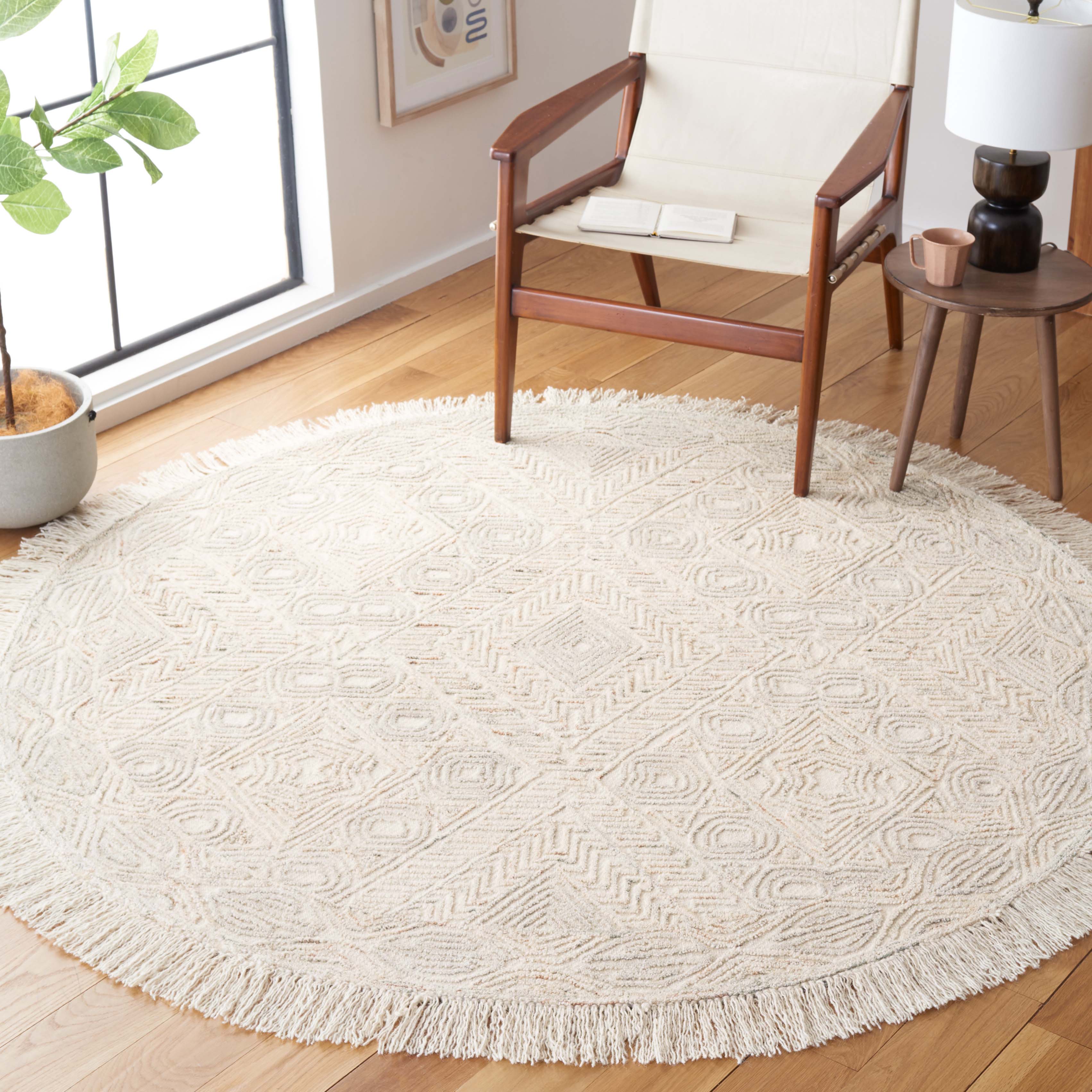 Safavieh Ikat 801 Rug, IKT801 - Ivory / Grey