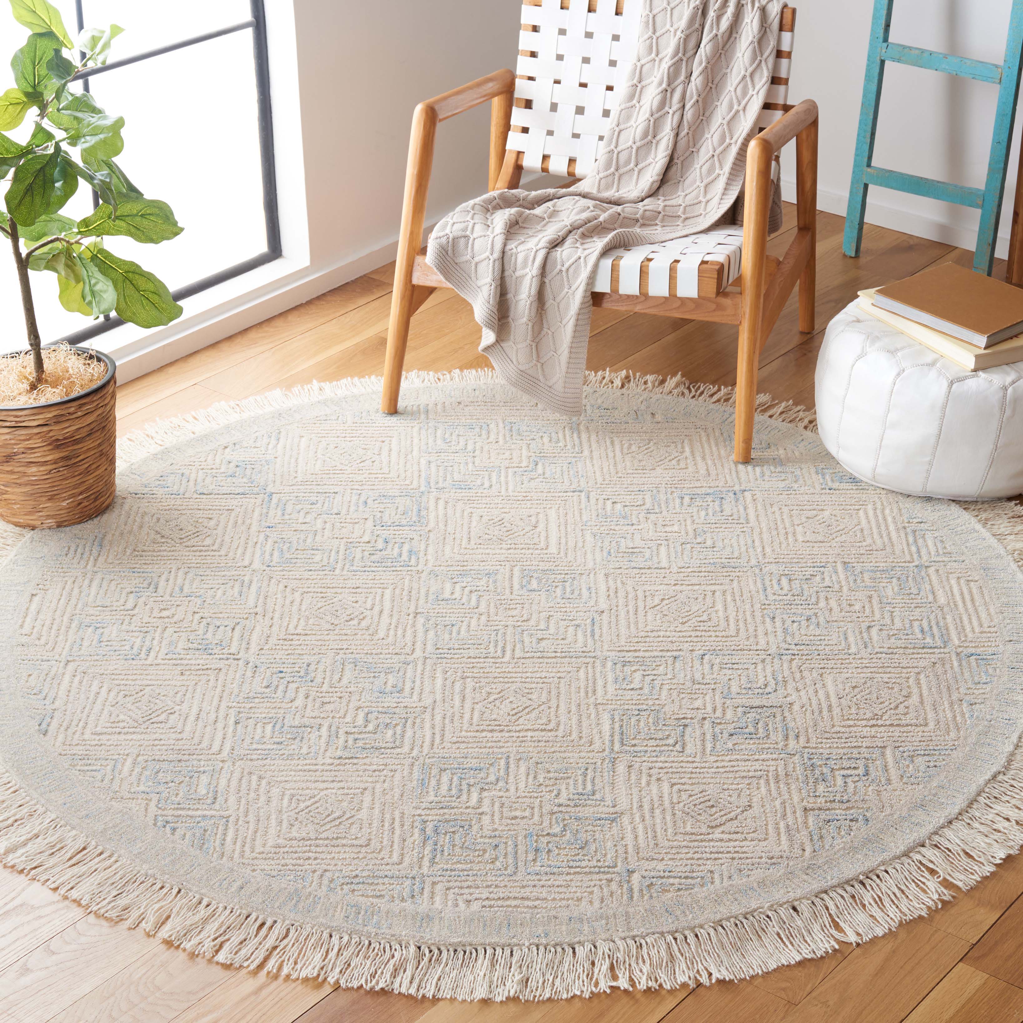 Safavieh Ikat 802 Rug, IKT802 - Ivory / Grey