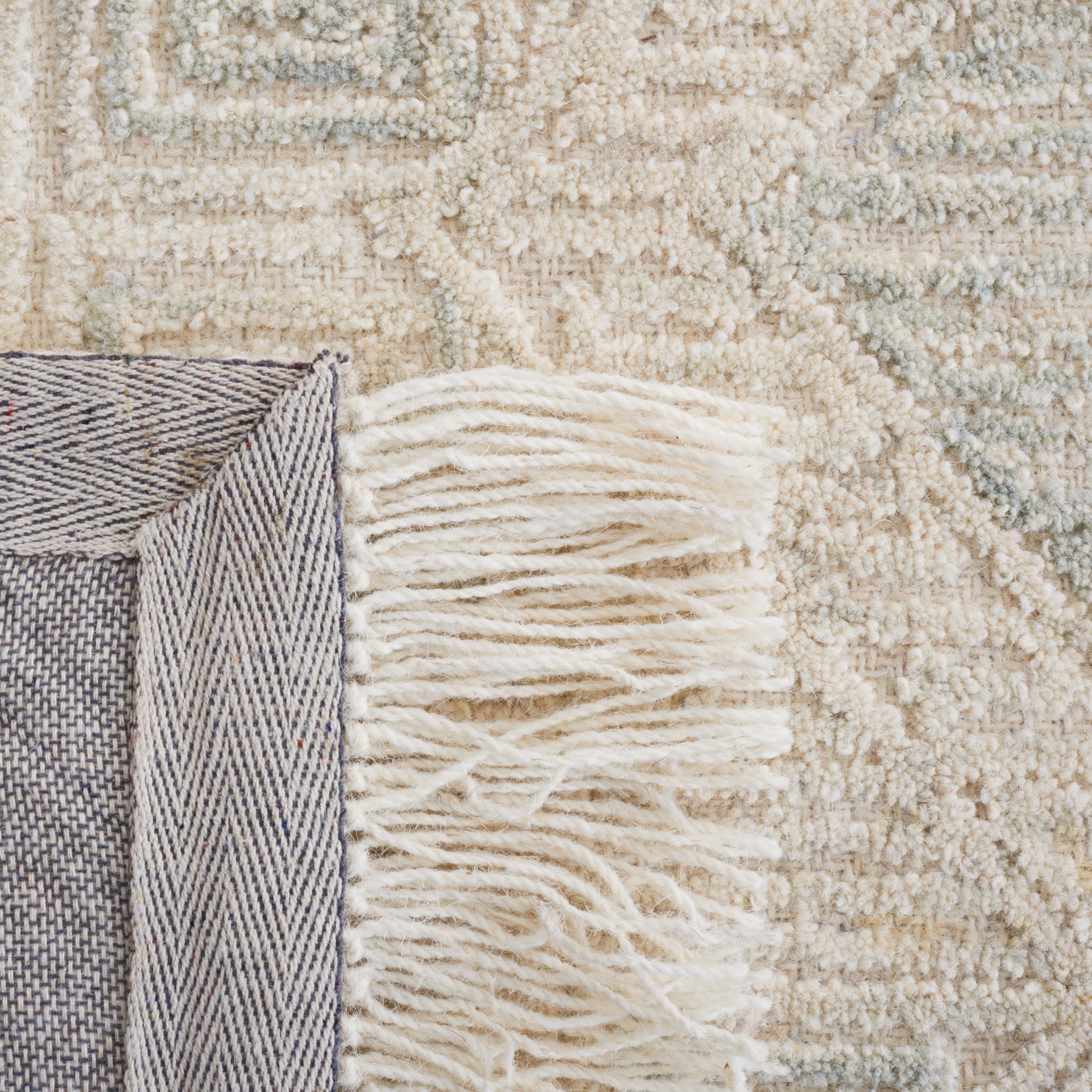 Safavieh Ikat 804 Rug, IKT804 - Ivory / Grey