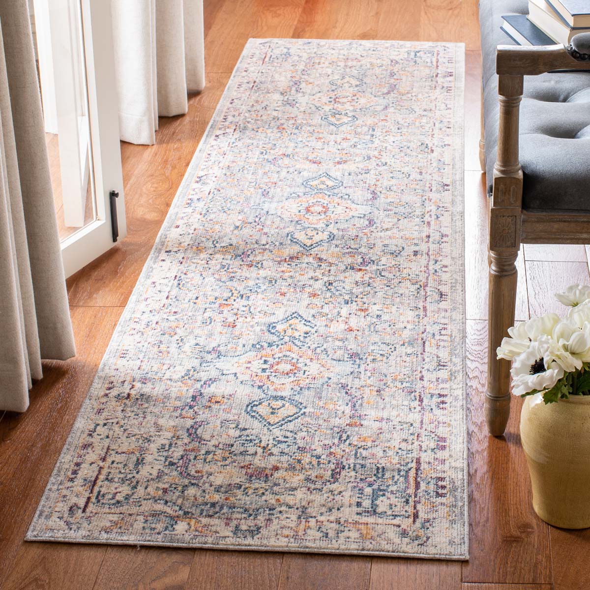 Safavieh Illusion 700 Rug, ILL700 - Light Grey / Cream