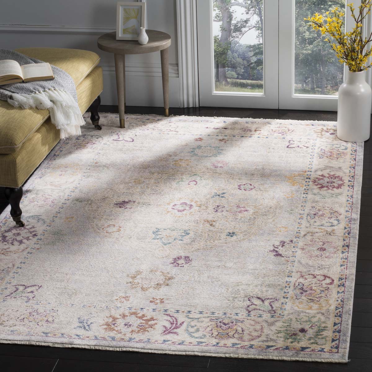 Safavieh Illusion 708 Rug, ILL708 - Light Grey / Cream