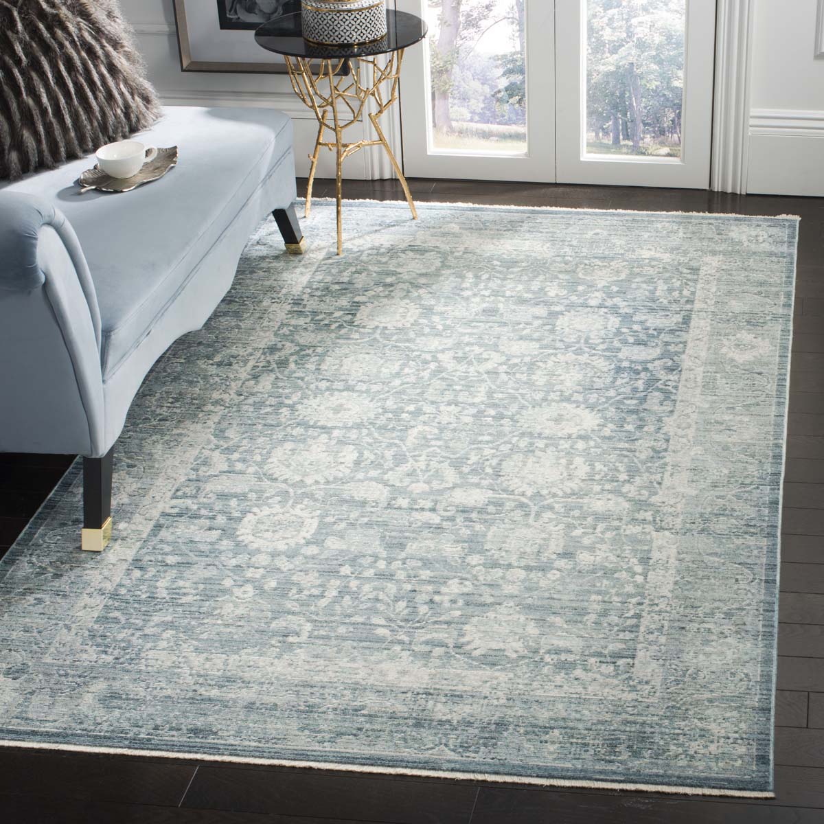 Safavieh Illusion 713 Rug, ILL713 - Blue / Ivory