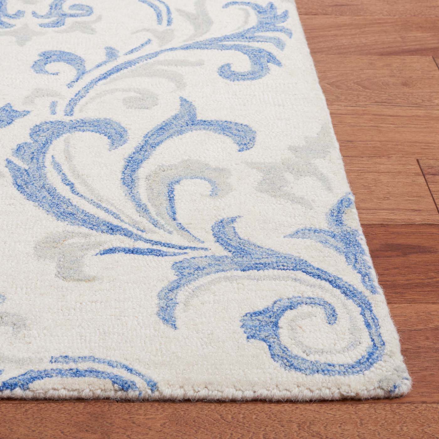 Safavieh Jardin 154 Rug, JAR154 - Ivory / Blue