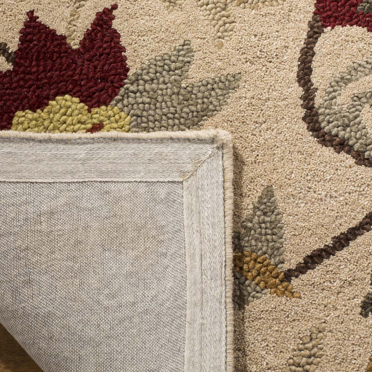 Safavieh Jardin 457 Rug, JAR457 - Beige / Multi
