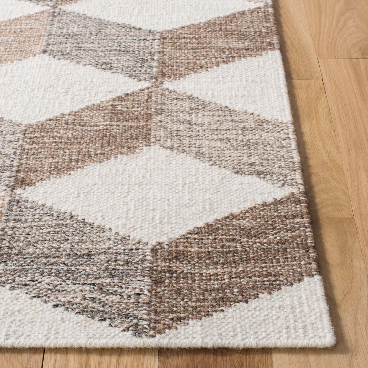 Safavieh Kilim 154 Rug, KLM154 - Ivory / Brown