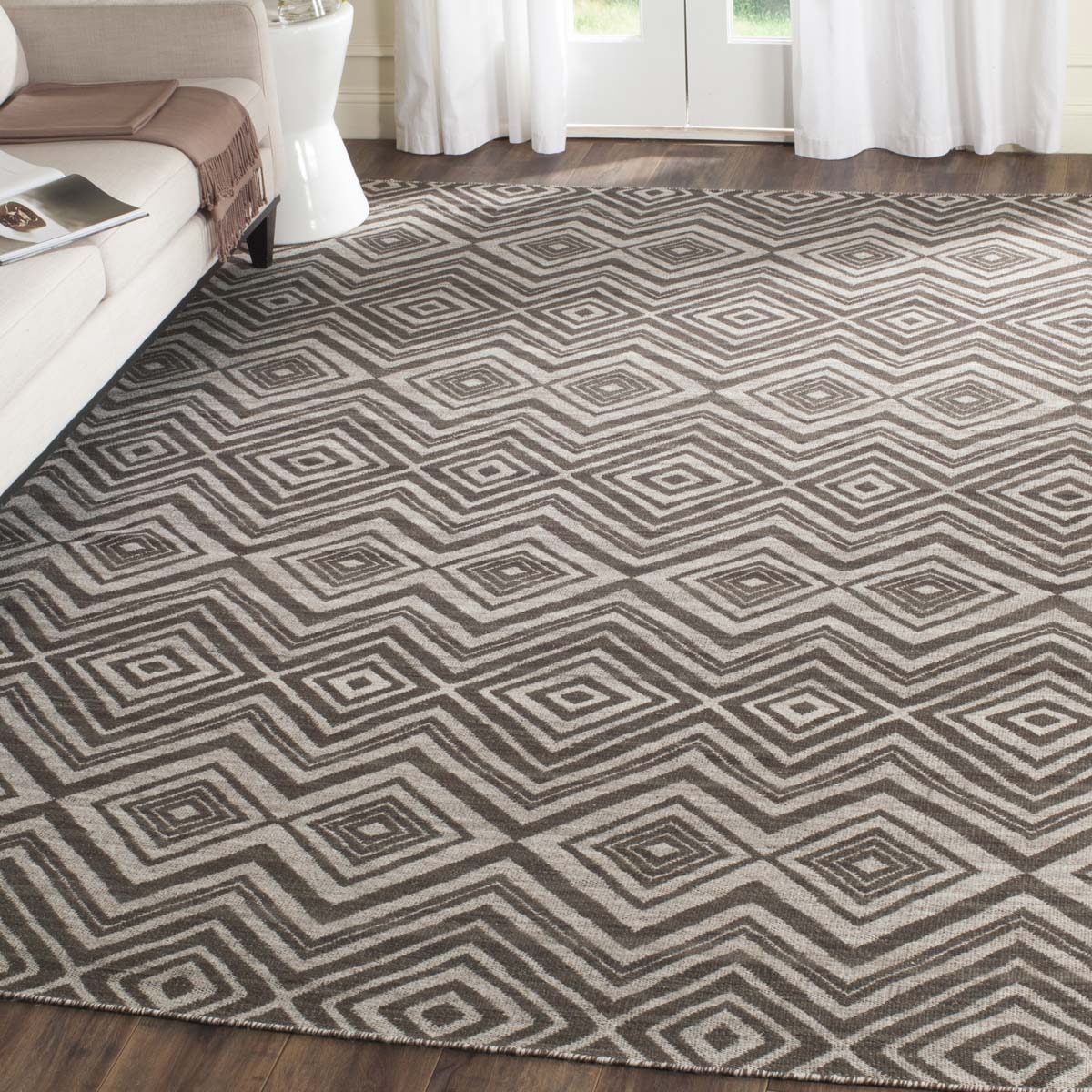 Safavieh Kilim 241 Rug, KLM241 - Grey / Light Grey