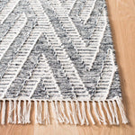 Safavieh Kilim 519 Rug, KLM519 - Black / Cream