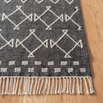 Safavieh Kilim 522 Rug, KLM522 - Charcoal / Ivory