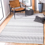 Safavieh Kilim 704 Rug, KLM704 - Ivory / Black