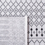 Safavieh Kilim 704 Rug, KLM704 - Ivory / Black