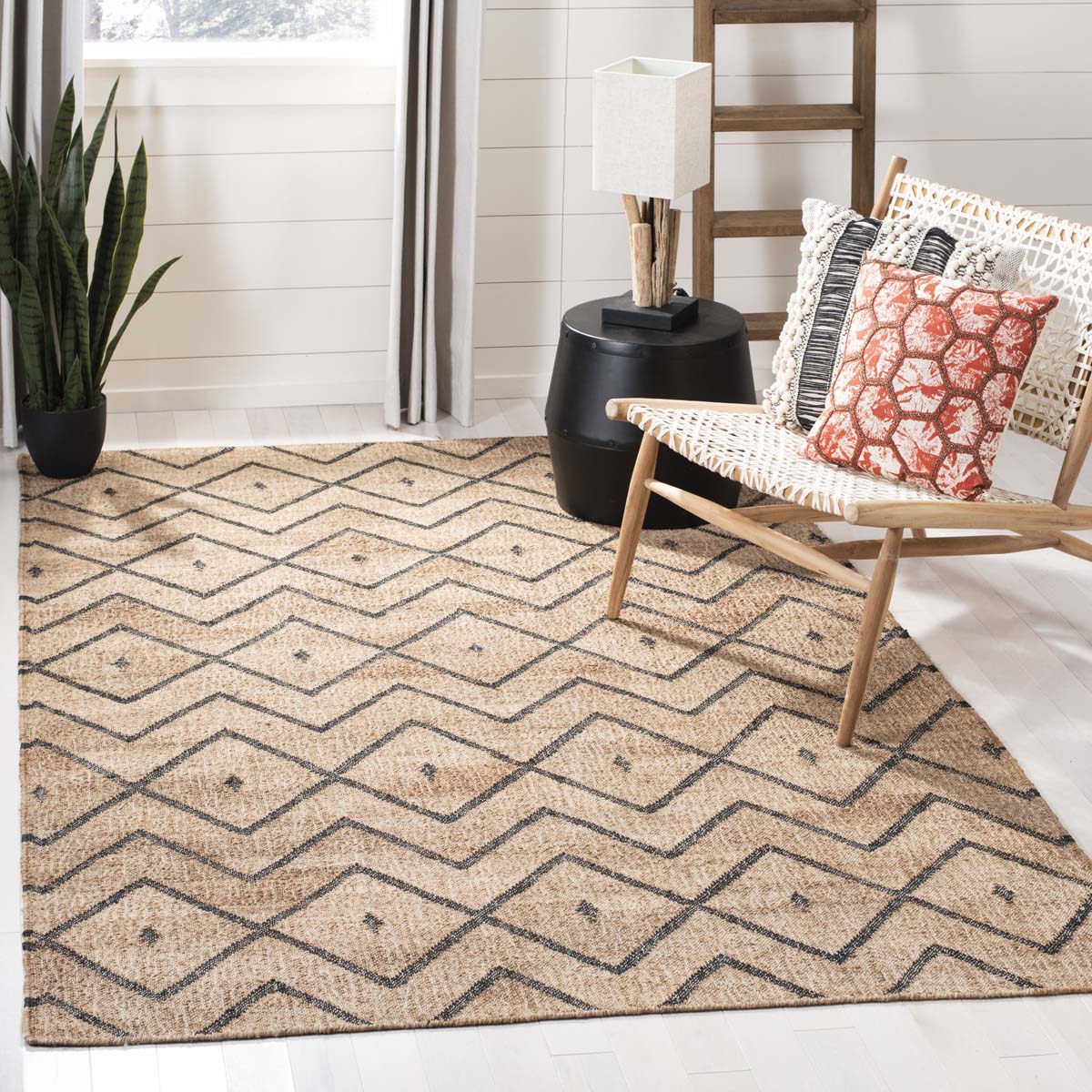 Safavieh Kilim 750 Rug, KLM750 - Natural / Charcoal