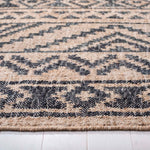 Safavieh Kilim 751 Rug, KLM751 - Natural / Charcoal