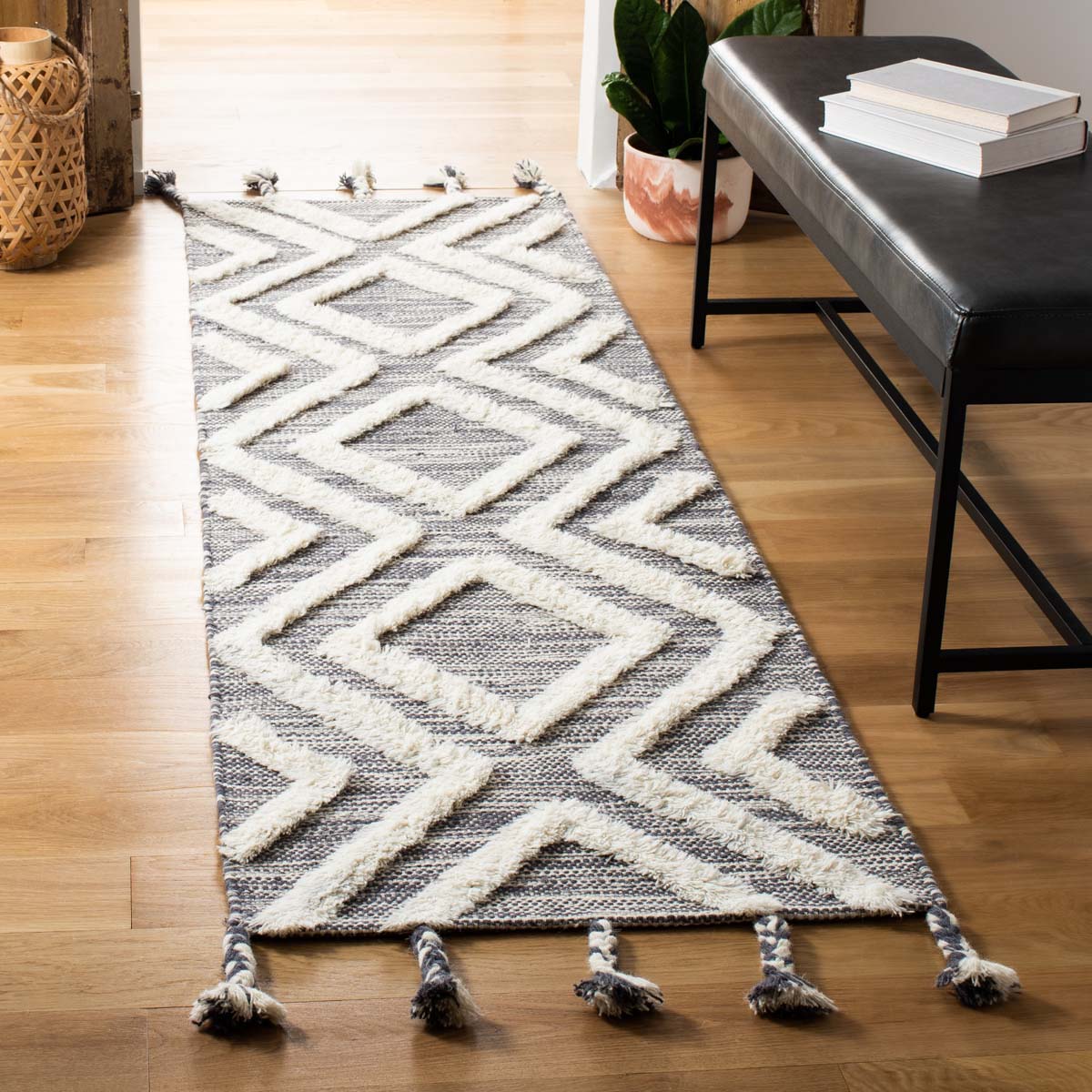 Safavieh Kenya 331 Rug, KNY331 - Grey / Ivory