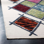 Safavieh Kenya 911 Rug, KNY911