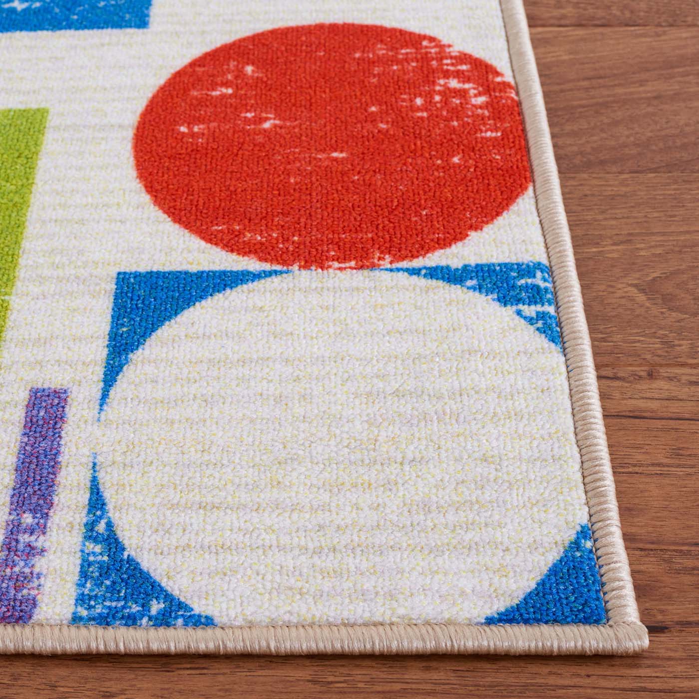 Safavieh Kids Playhouse 203 Rug, KPH203 - Ivory / Red