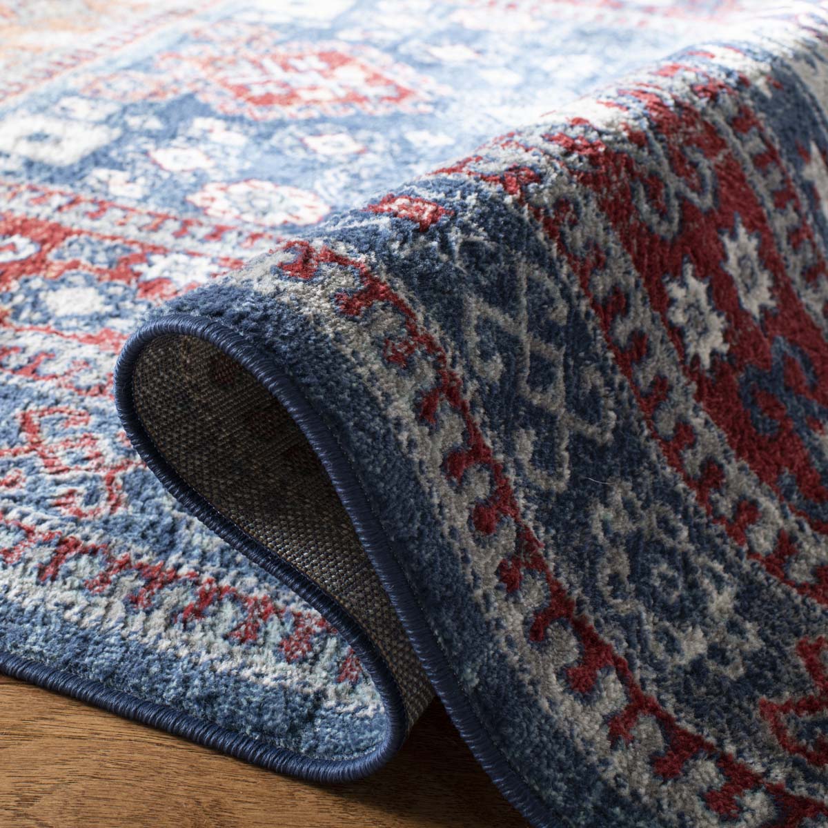 Safavieh Kazak 100 122 Rug, KZK122 - Red / Blue