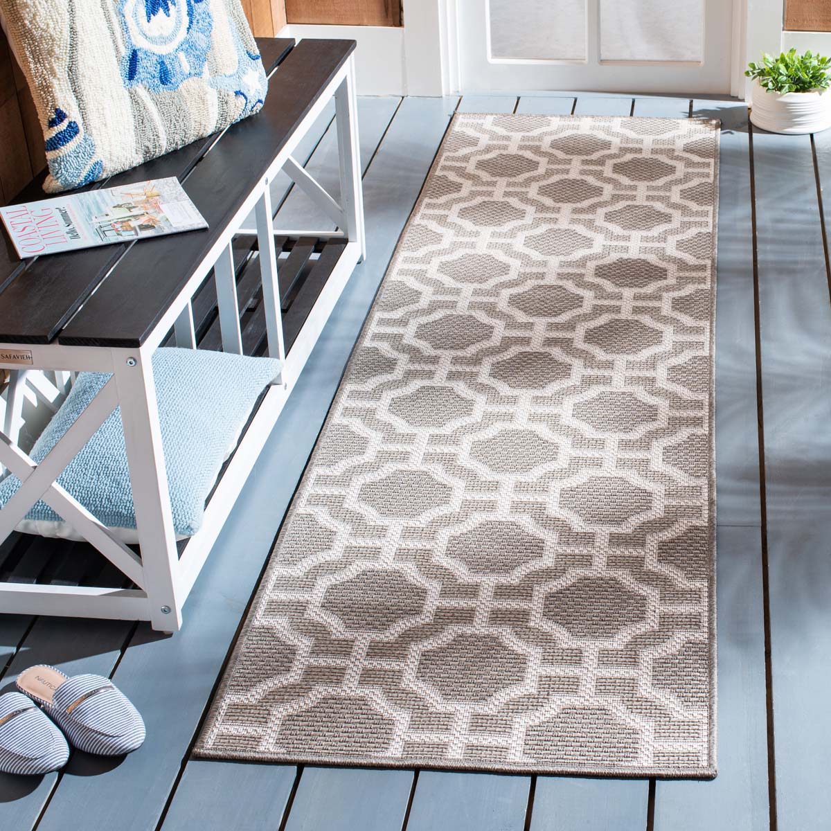 Safavieh Lakeside 200 247 Rug, LAK247 - Beige / Taupe