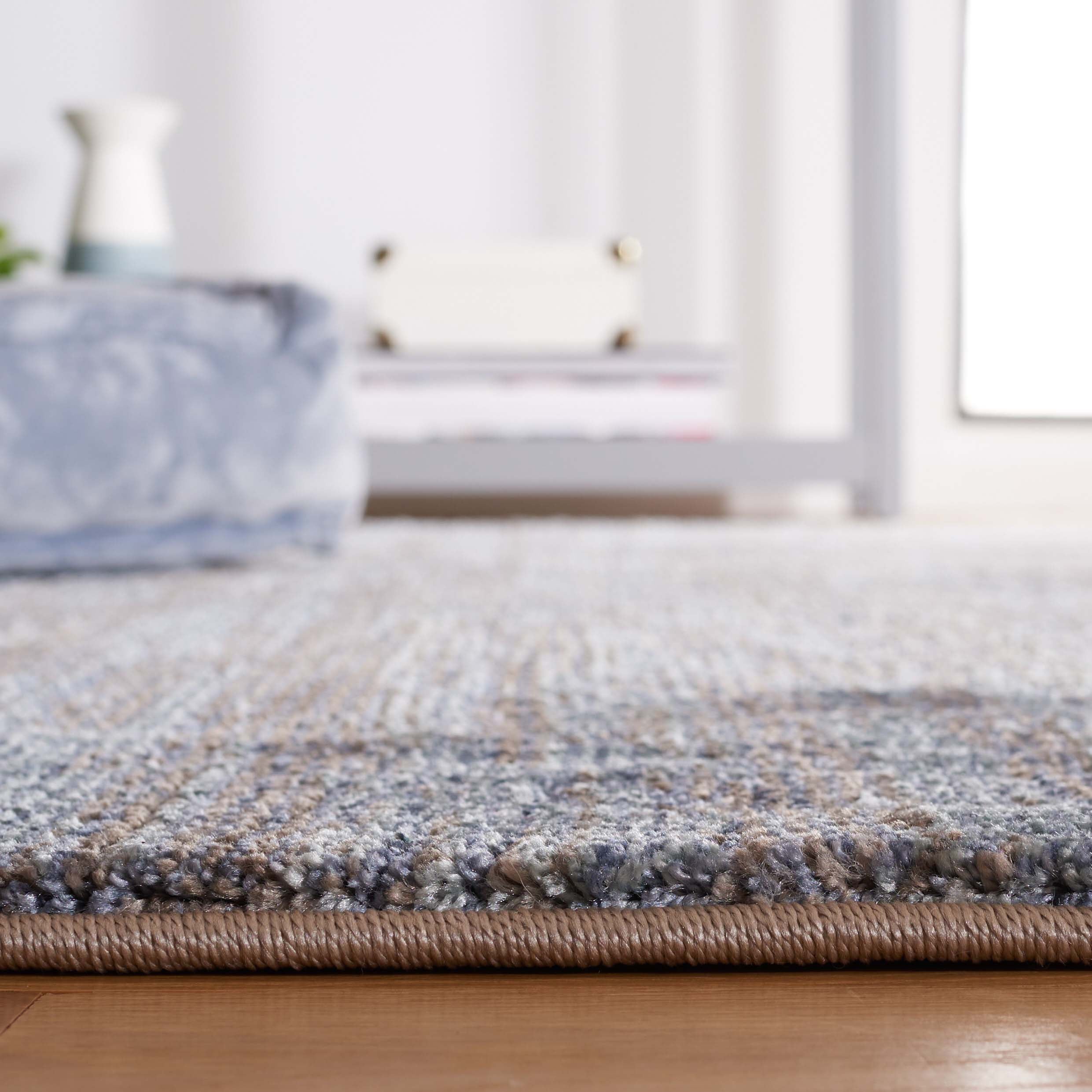 Safavieh Lasa 104 Rug, LAS104 - Blue / Grey
