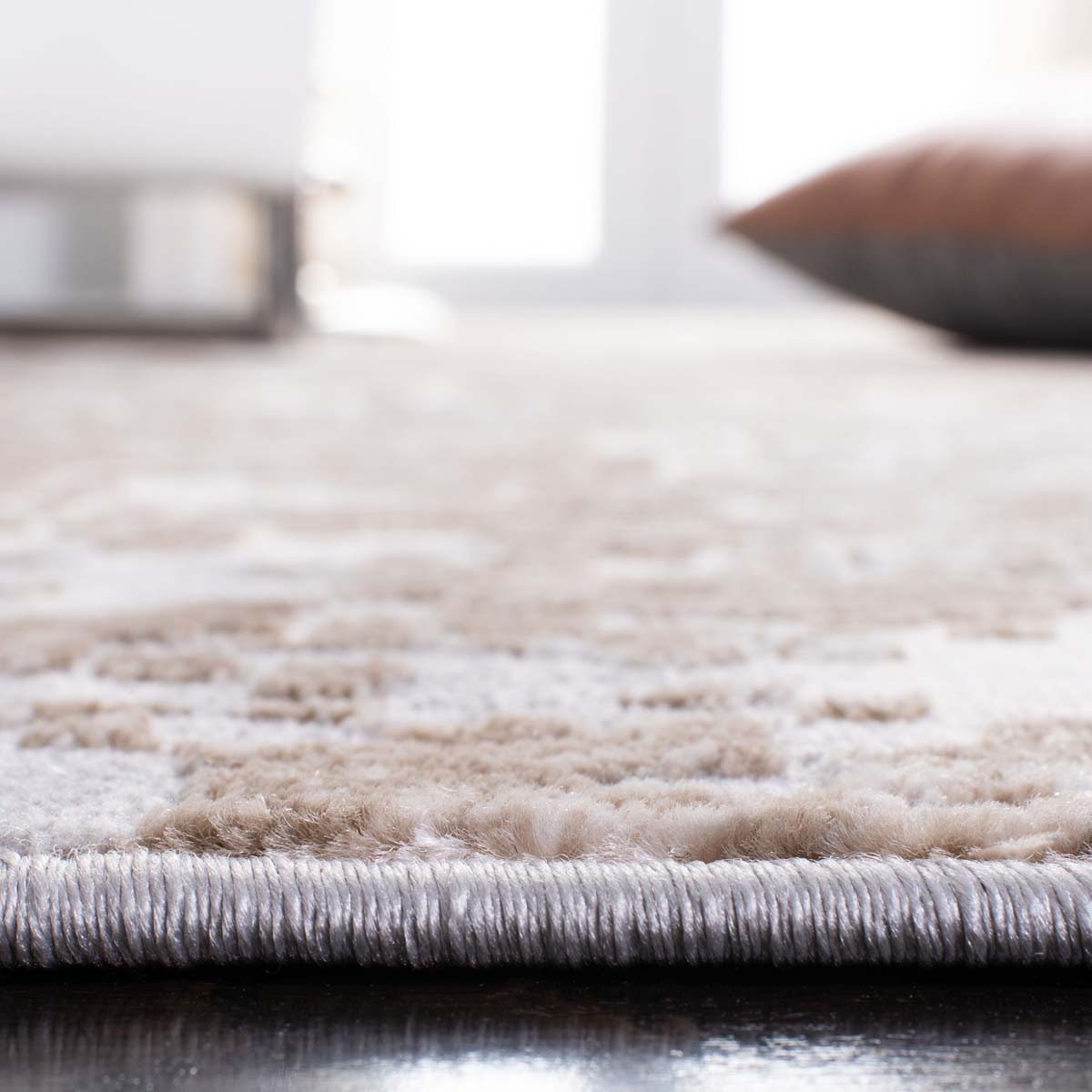 Safavieh Lagoon 500 565 Rug, LGN565 - Grey / Gold