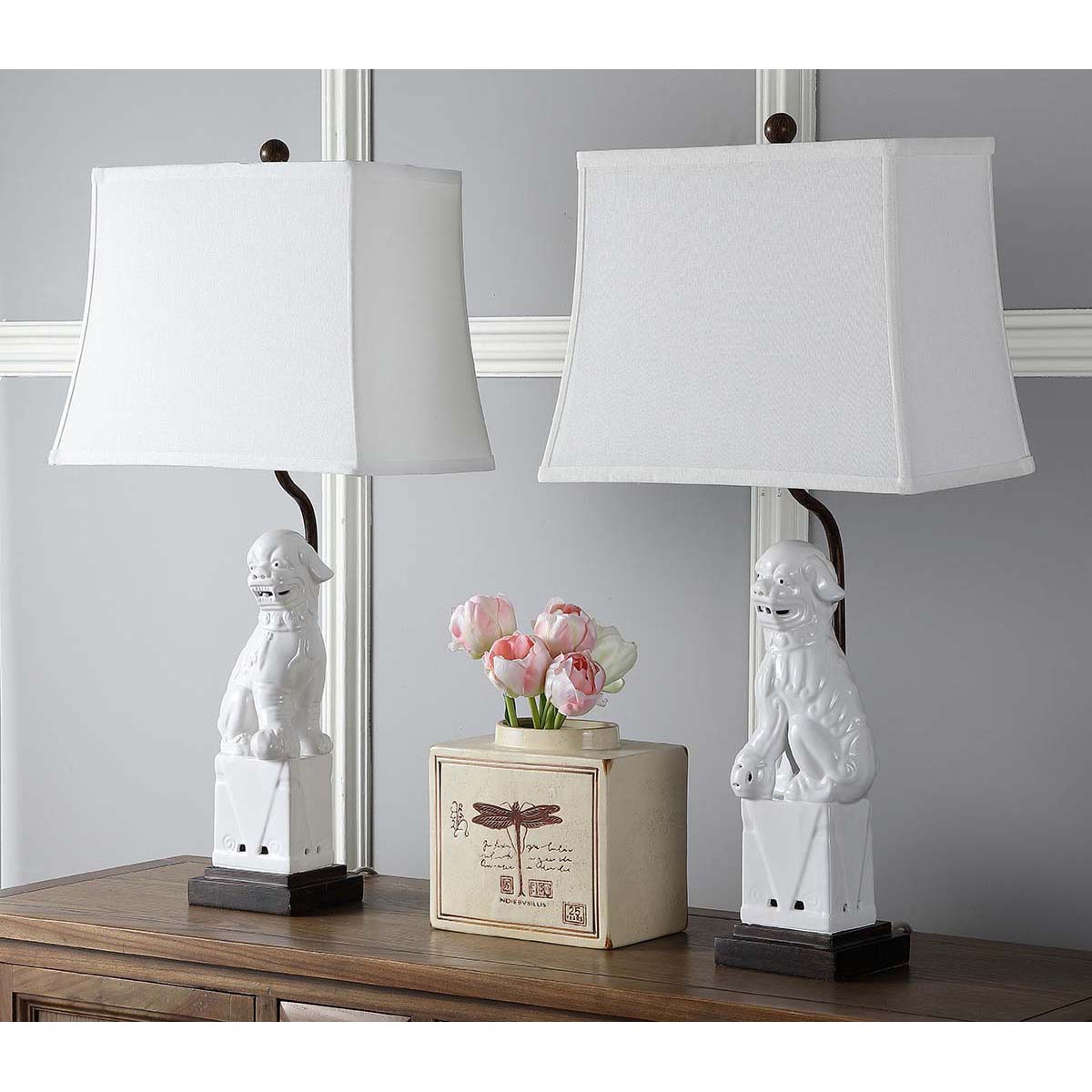 Safavieh Foo 28.5 Inch H Dog Table Lamp , LIT4137 - White (Set of 2)