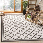 Safavieh Linden 100 121 Rug, LND121 - Light Grey / Charcoal