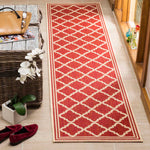 Safavieh Linden 121 Rug, LND121 - Red / Creme