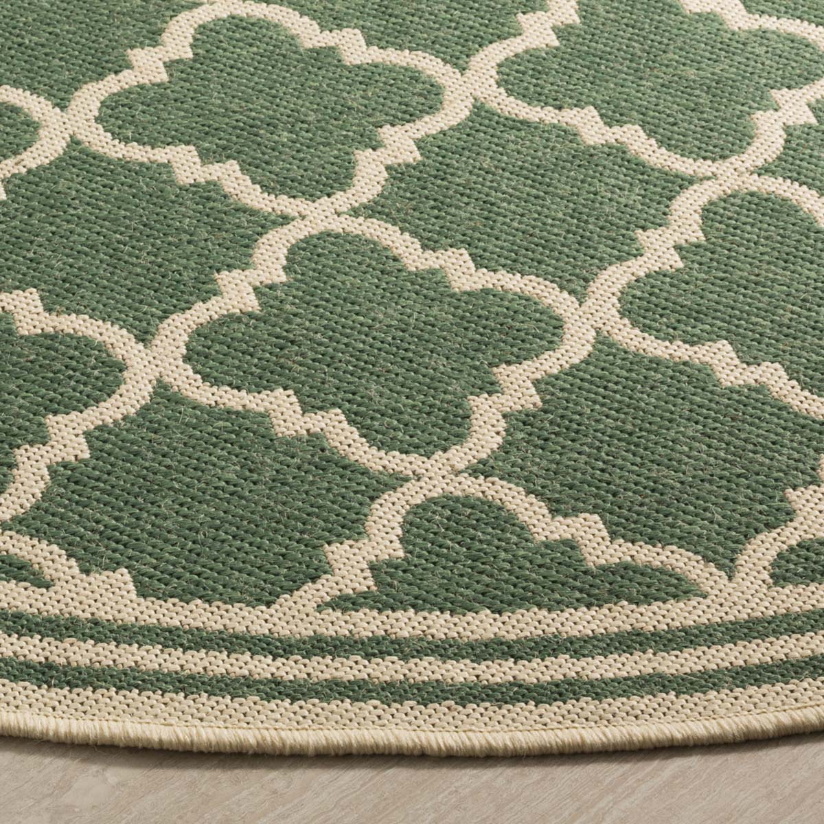 Safavieh Linden 100 121 Rug, LND121 - Green / Creme