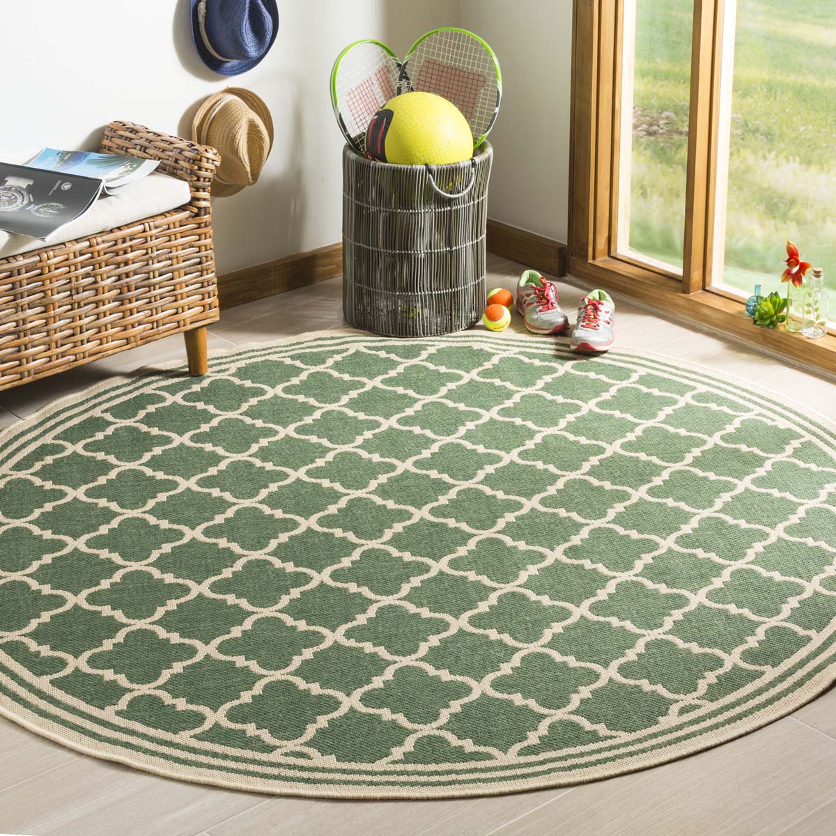 Safavieh Linden 100 121 Rug, LND121 - Green / Creme