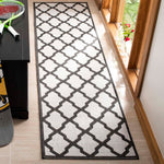 Safavieh Linden 100 122 Rug, LND122 - Light Grey / Charcoal