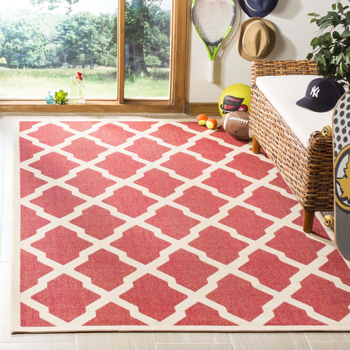 Safavieh Linden 100 122 Rug, LND122 - Red / Creme