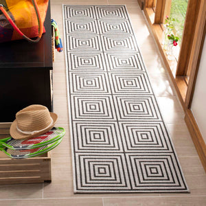 Safavieh Linden 100 123 Rug, LND123