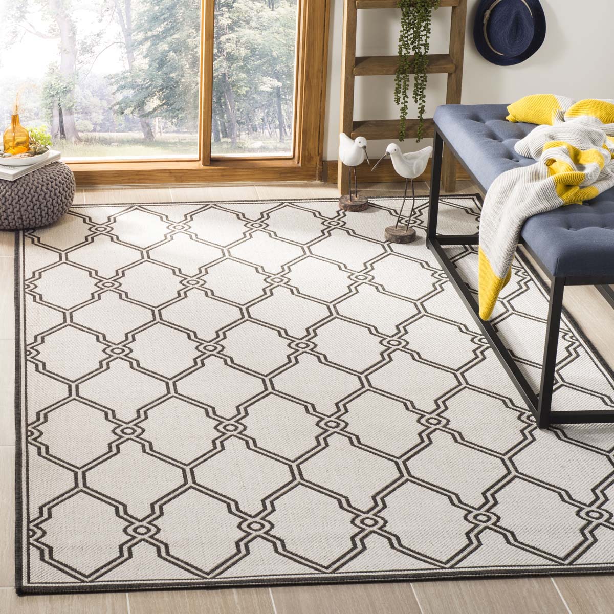Safavieh Linden 100 124 Rug, LND124 - Light Grey / Charcoal