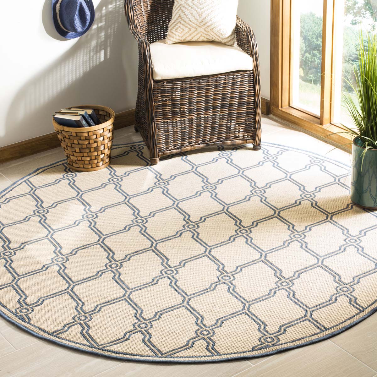 Safavieh Linden 100 124 Rug, LND124 - Cream / Blue