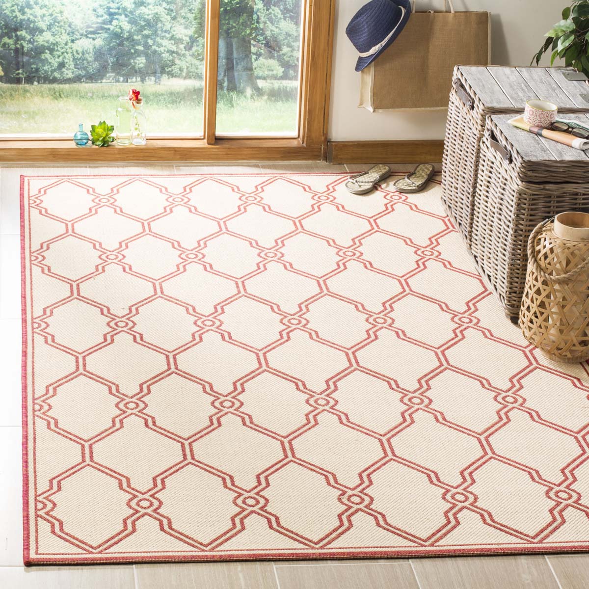 Safavieh Linden 100 124 Rug, LND124 - Red / Creme