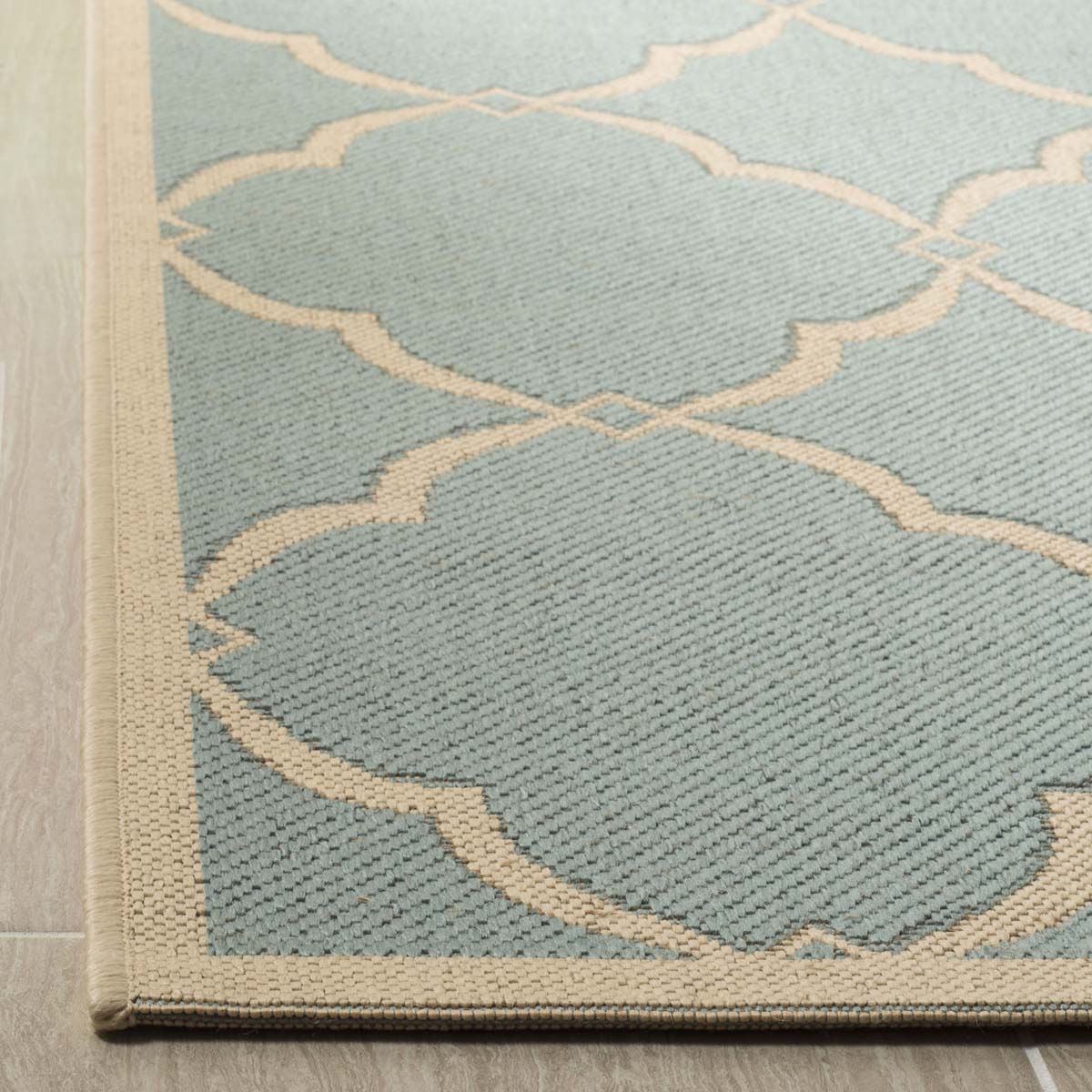 Safavieh Linden 100 125 Rug, LND125 - Aqua / Cream