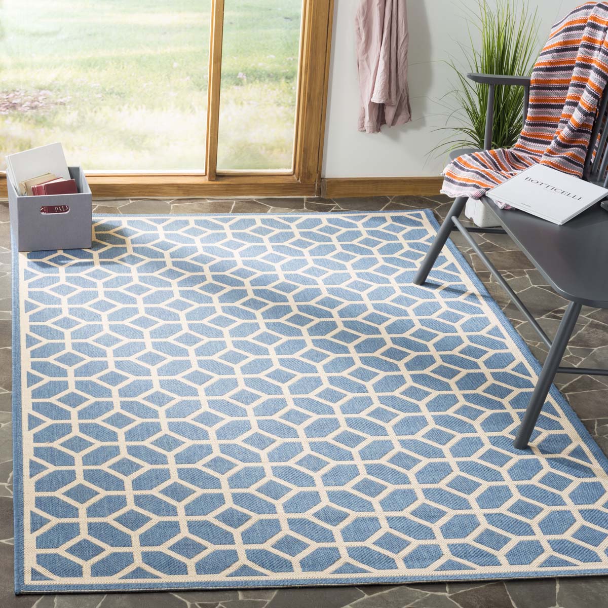 Safavieh Linden 100 127 Rug, LND127 - Blue / Creme