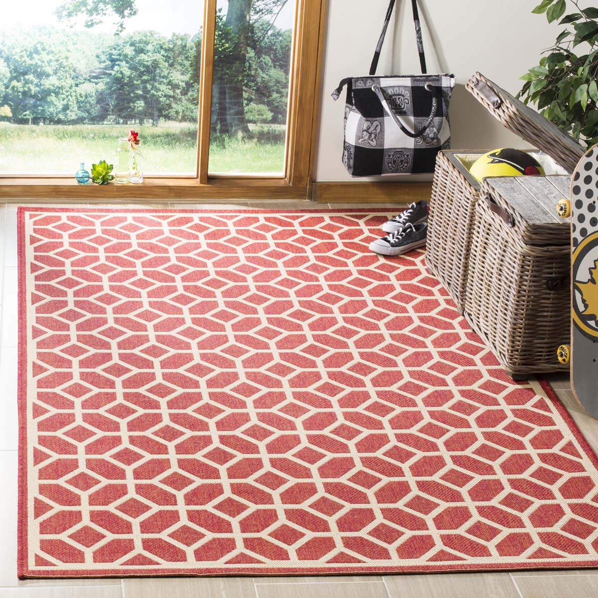 Safavieh Linden 100 127 Rug, LND127 - Red / Creme