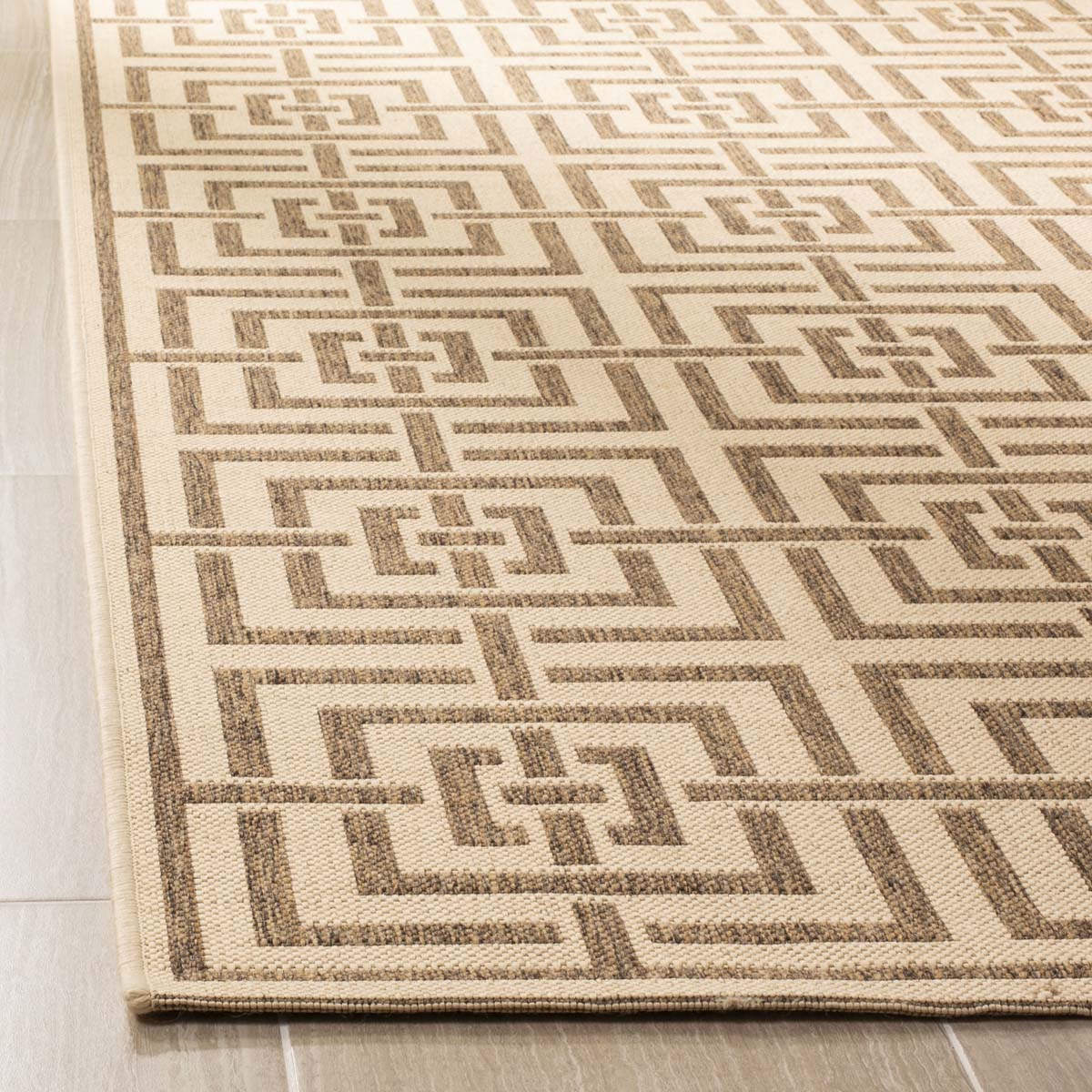 Safavieh Linden 100 128 Rug, LND128 - Cream / Beige