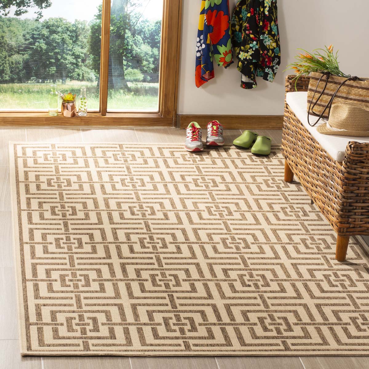 Safavieh Linden 100 128 Rug, LND128 - Cream / Beige